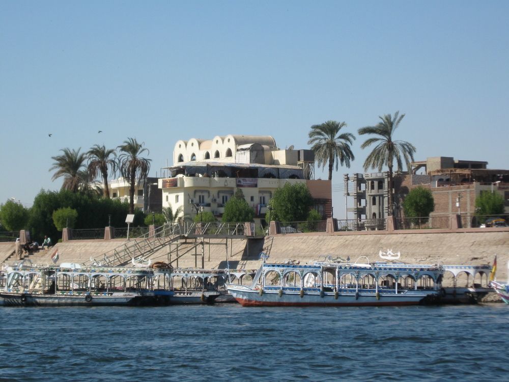 Nile Valley Hotel Luxor Exterior photo